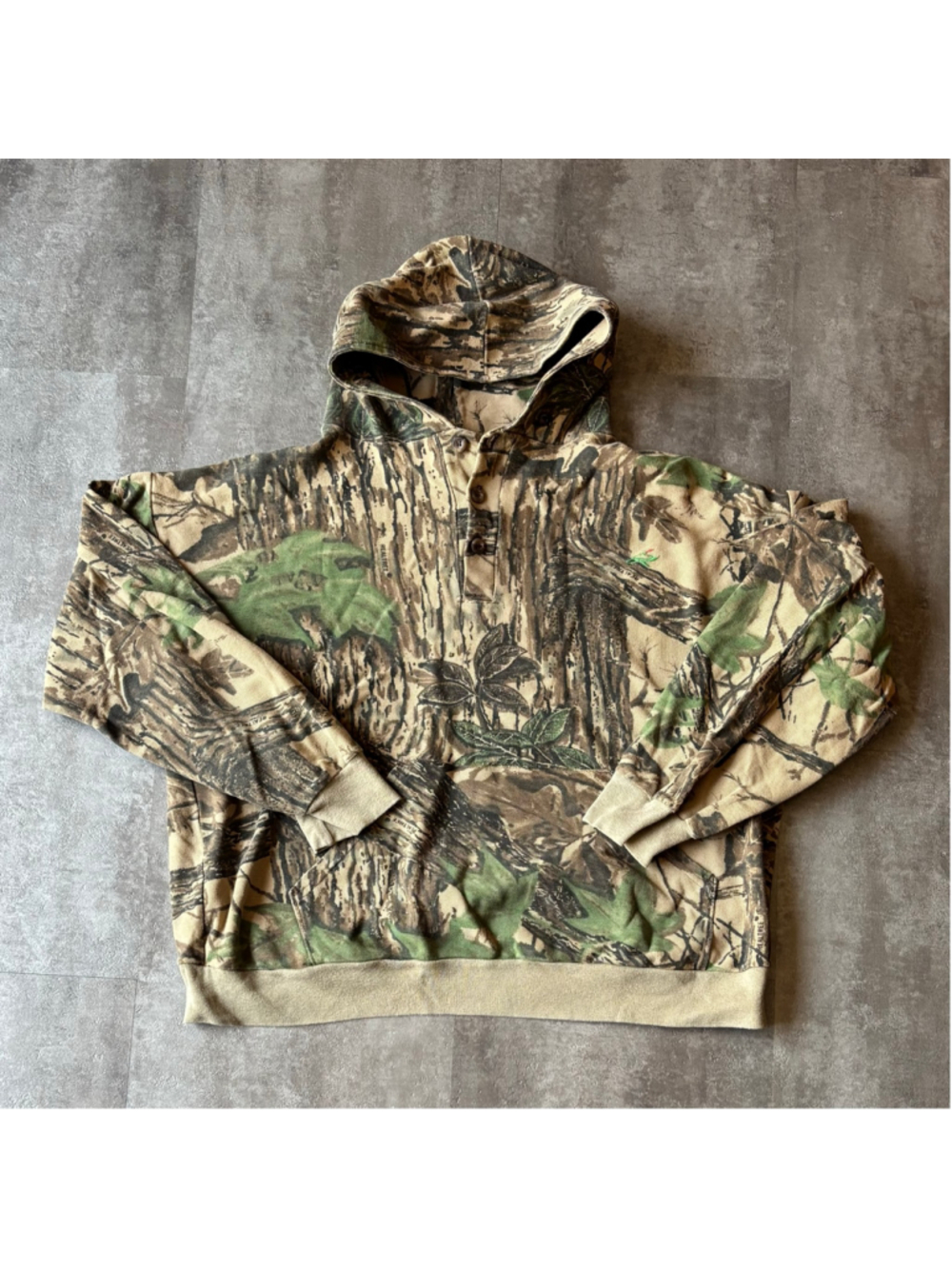 Vintage Realtree Henley Camo Hoodie Mens Large Cropped 90s